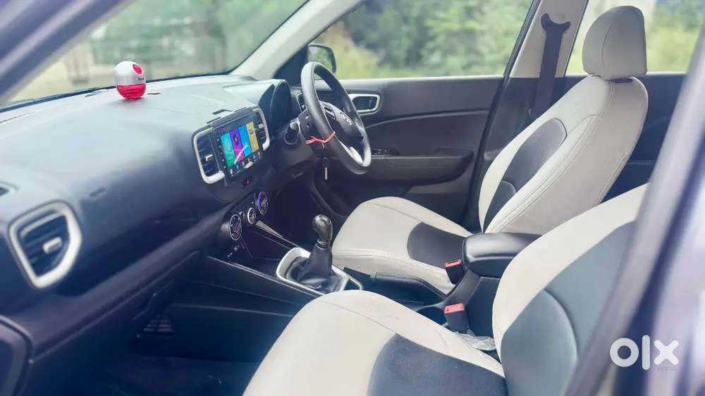 Hyundai Venue 2021 Petrol Well Maintained