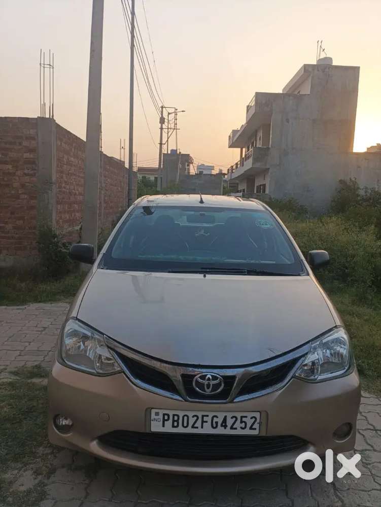Toyota Etios G Exclusive 2011 Petrol Manual