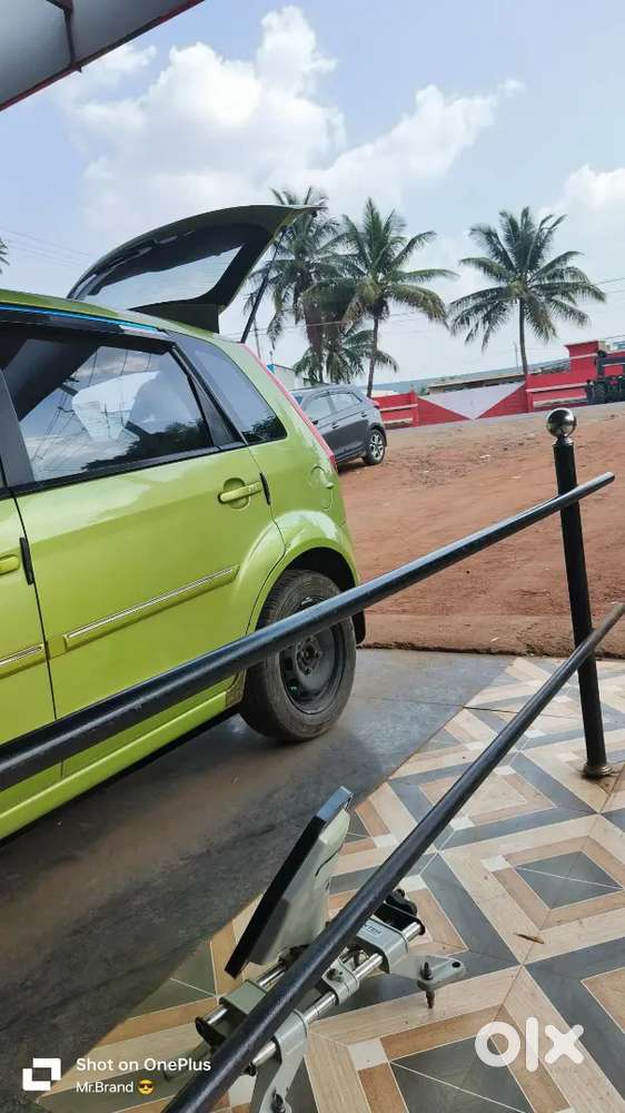 Ford Figo 2010 Petrol 82000 Km Driven