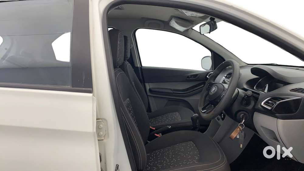 Tata Tiago 1.05 Revotorq Xt, 2023, Petrol