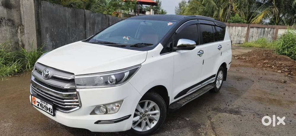 Toyota Innova Crysta 2017 Car