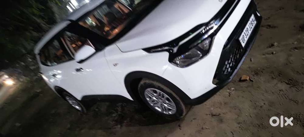 Kia Carens 2024 Petrol 7-seater