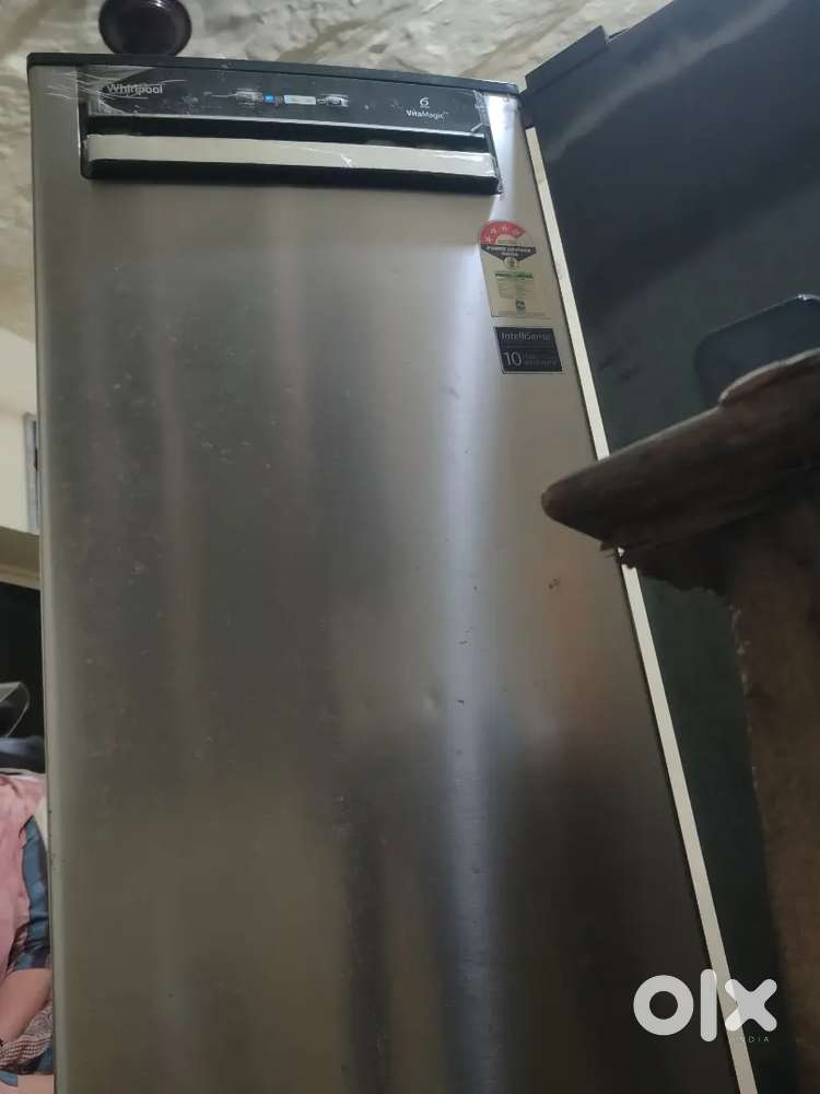Whirpool vita magic 4 star fridge 215 LTR