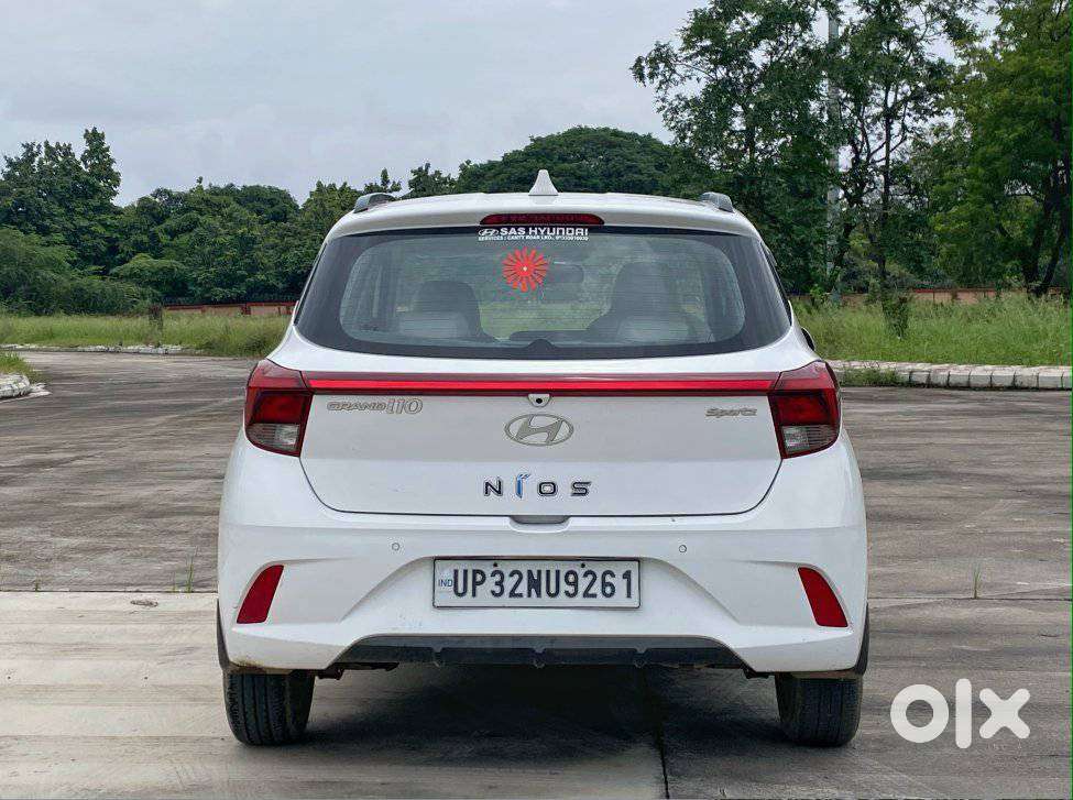 Hyundai Grand I10 Nios Amt Sportz, 2023, Petrol