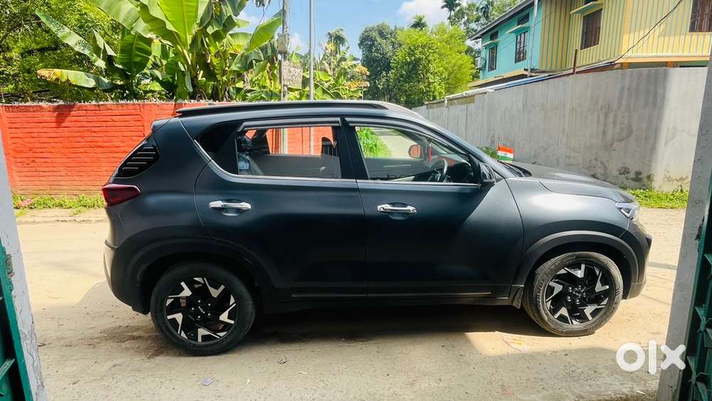 Kia Sonet Petrol Well Maintained