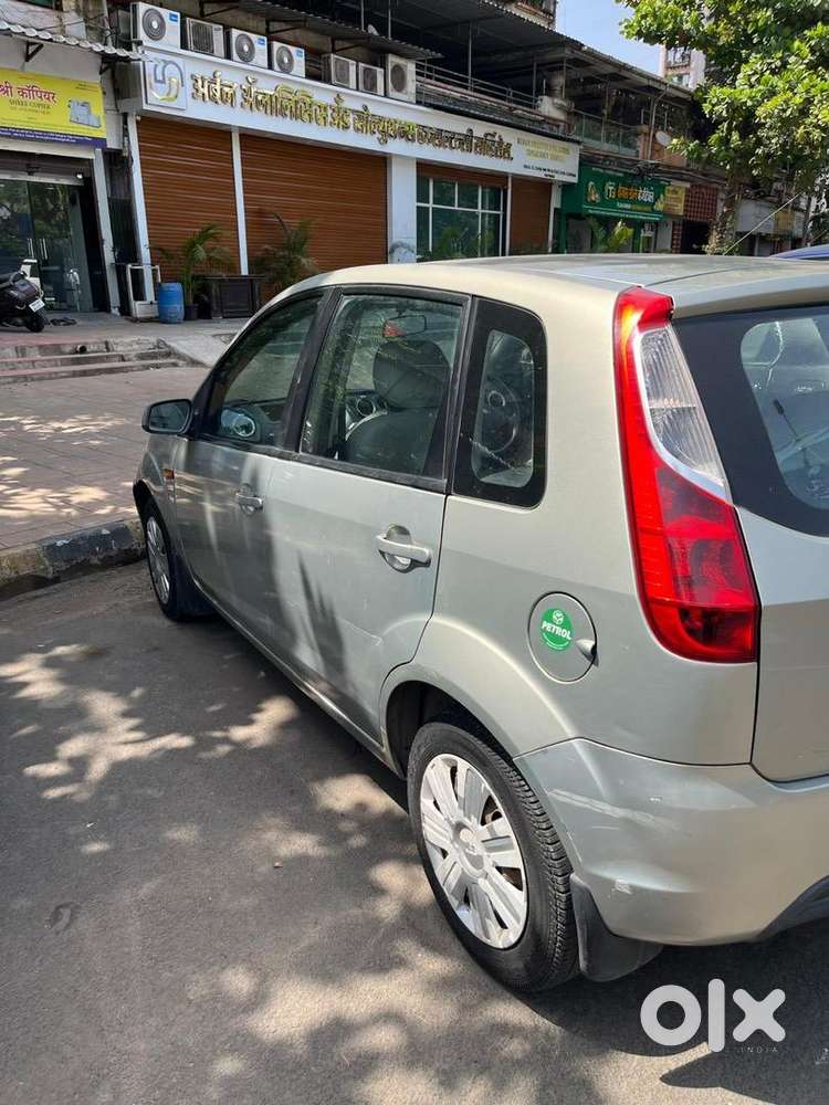 Ford Petrol Manual 2011 Car