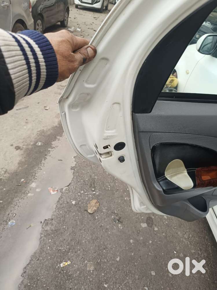 Toyota Etios Liva, 2011, Petrol