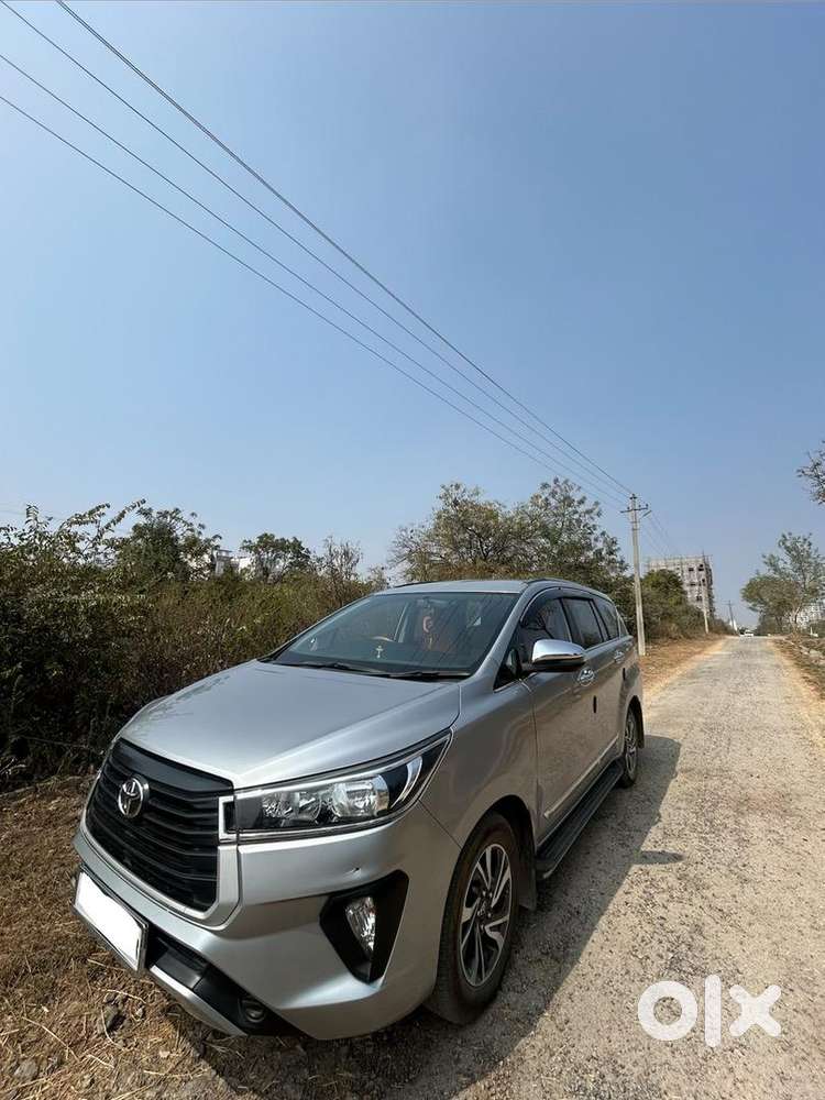Toyota Innova Crysta 2022 Diesel 160000 Km Driven Well Maintained