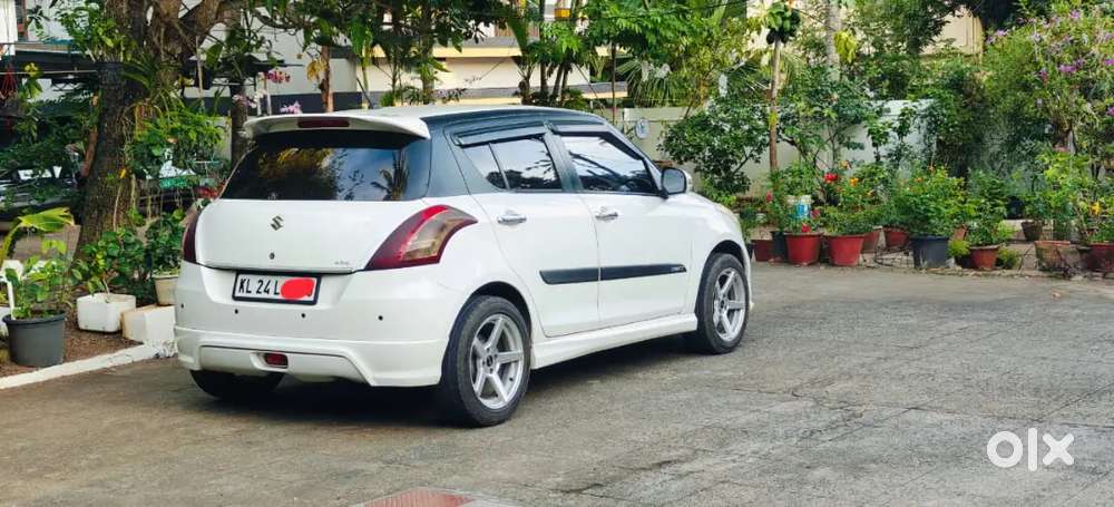 Maruti Suzuki Swift 2016