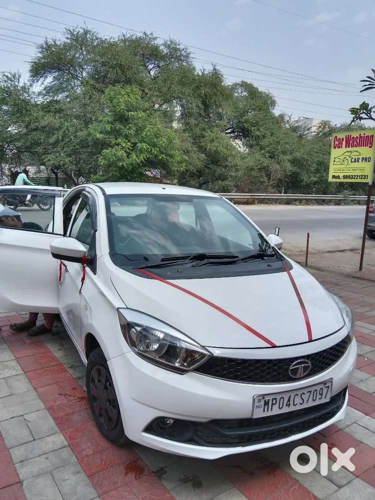 Tata Tiago 2017 Petrol Well Maintained