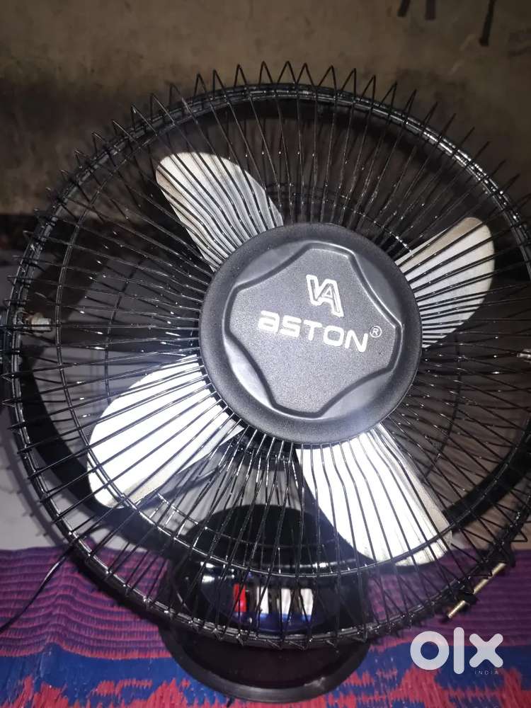 Table fan astone brand new 1 month old