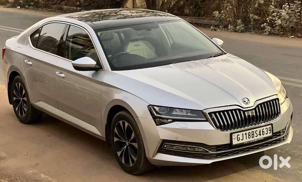 Skoda Superb 2.0 L&k Tsi At, 2023, Petrol