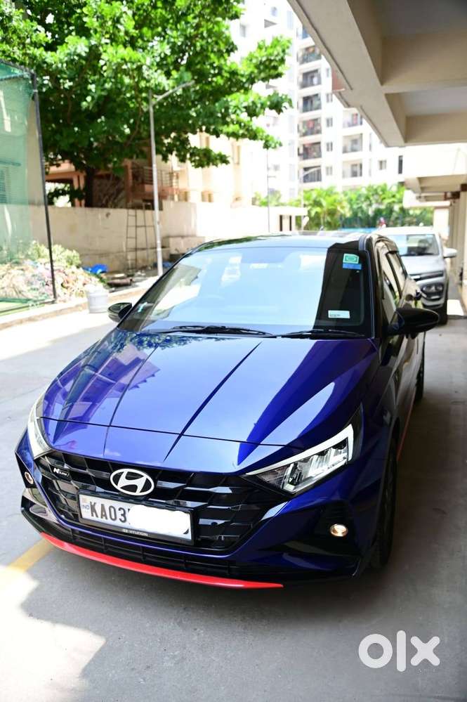 I20 Nline N8  Thunder Blue Dual Tone Manual  Tastefully Maintained