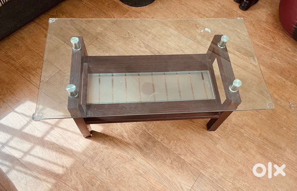 Urgent Sale : Royaloak Glass Center Table