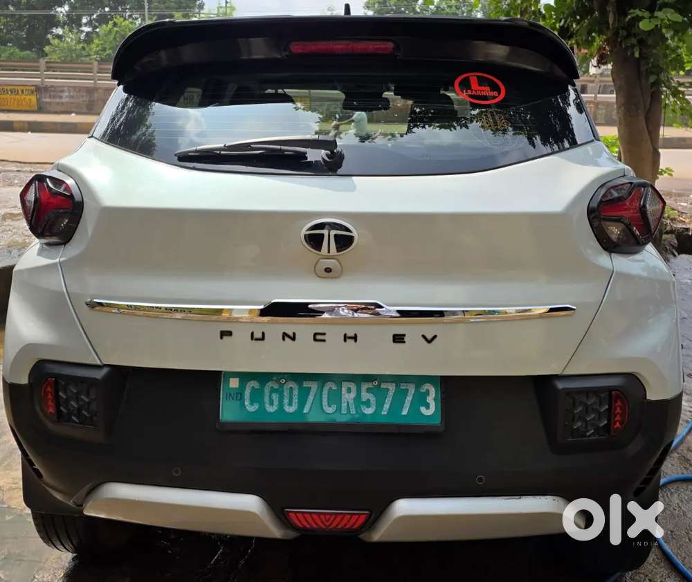 Tata Punch Ev 2024 Empowered + S Lr  Ac Sunroof Ventilationseat 360cam