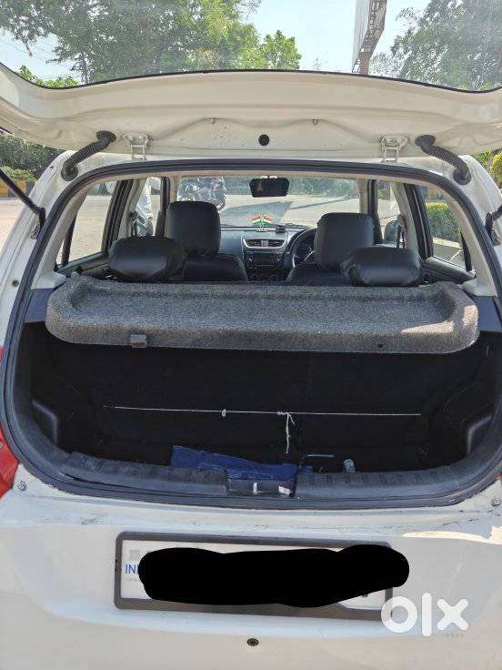 Maruti Suzuki Swift Vxi With Abs, 2016, Petrol