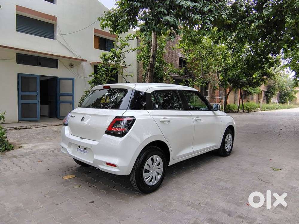 Maruti Suzuki Swift 1.2 Vxi (o), 2026, Petrol