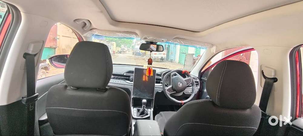 Mg Hector Plus Hybrid 2025