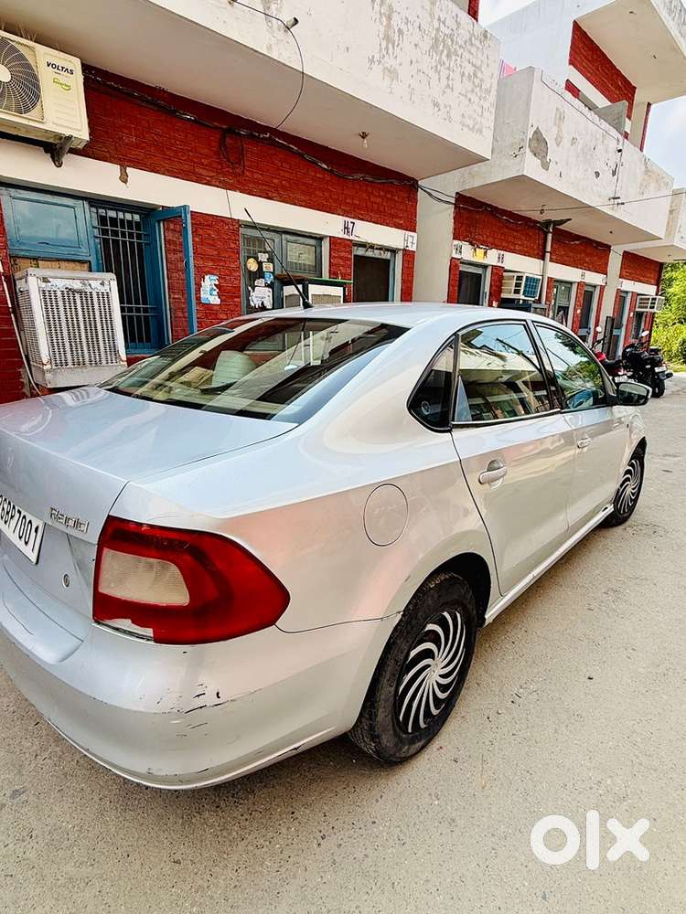 Skoda Rapid 2012 Diesel Well Maintained Vip No