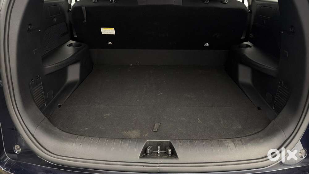 Mahindra Xuv700 2.2 Ax 3 Diesel At 5 Str, 2022, Petrol