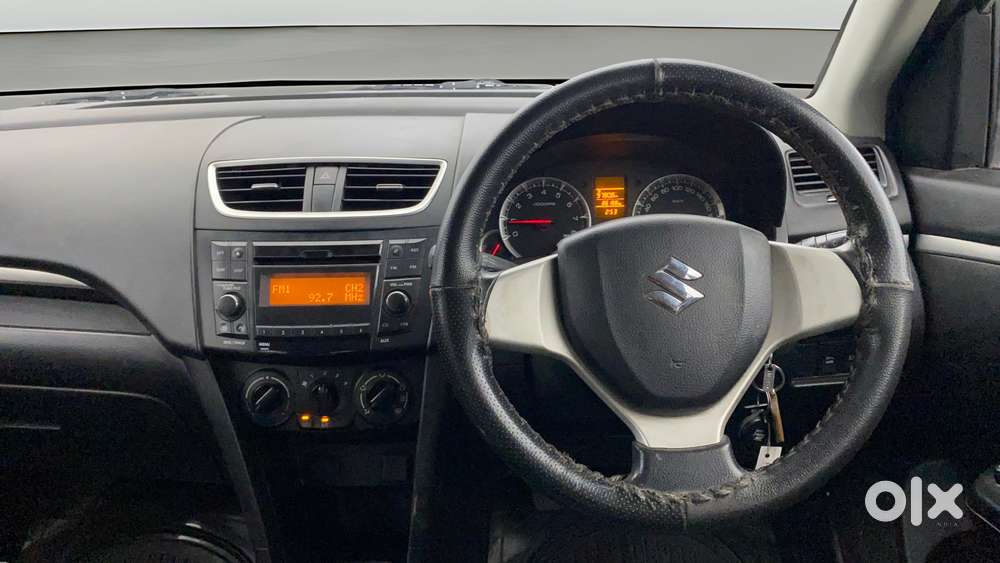 Maruti Suzuki Swift Vxi, 2015, Petrol