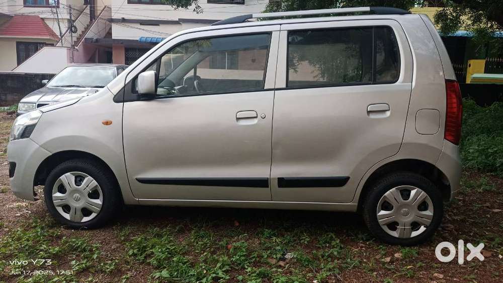 Maruti Suzuki Wagon R Amt Vxi Plus, 2018, Petrol