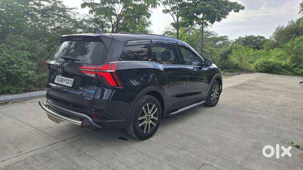 Mahindra Xuv700 2.0 Ax 7 Petrol Mt Str, 2024, Petrol