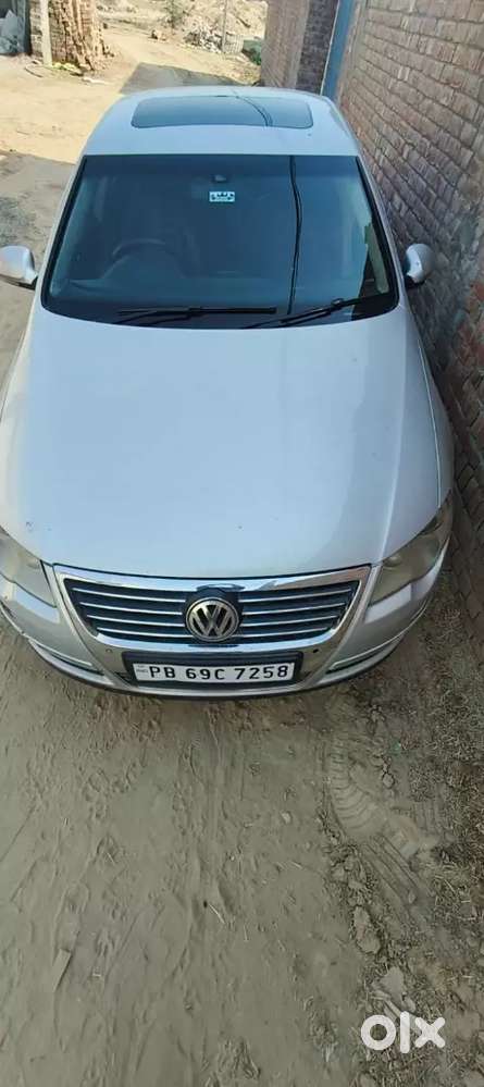 Volkswagen Passat 2010 Diesel 200000 Km Driven