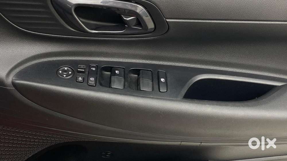 Hyundai New I20 1.0 Sportz Turbo Imt Dual Tone, 2021, Petrol