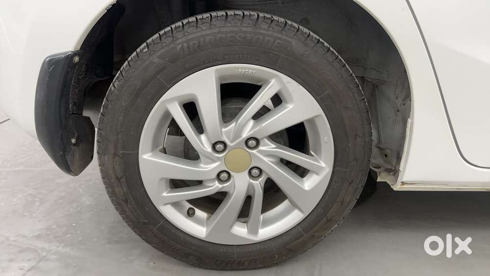 Honda Jazz [2020-2023] 1.2 V I-vtec Mt, 2017, Petrol