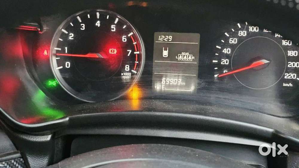 Maruti Suzuki Swift Vxi Glory Limited Edition, 2025, Petrol