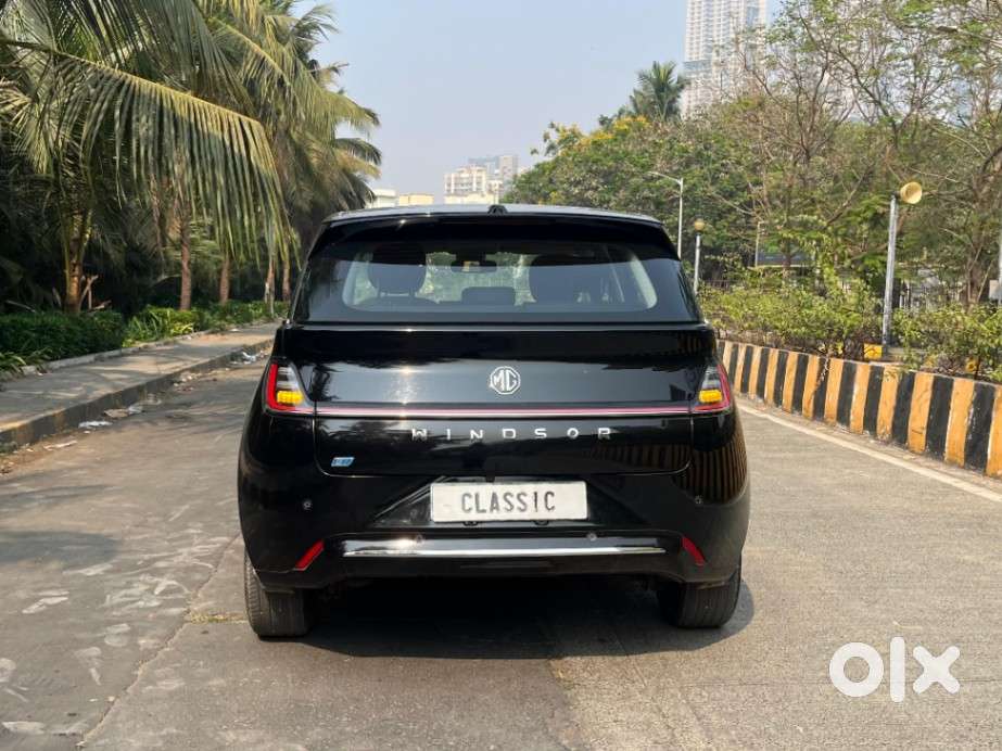 Mg Windsor Ev Exclusive, 2025, Petrol