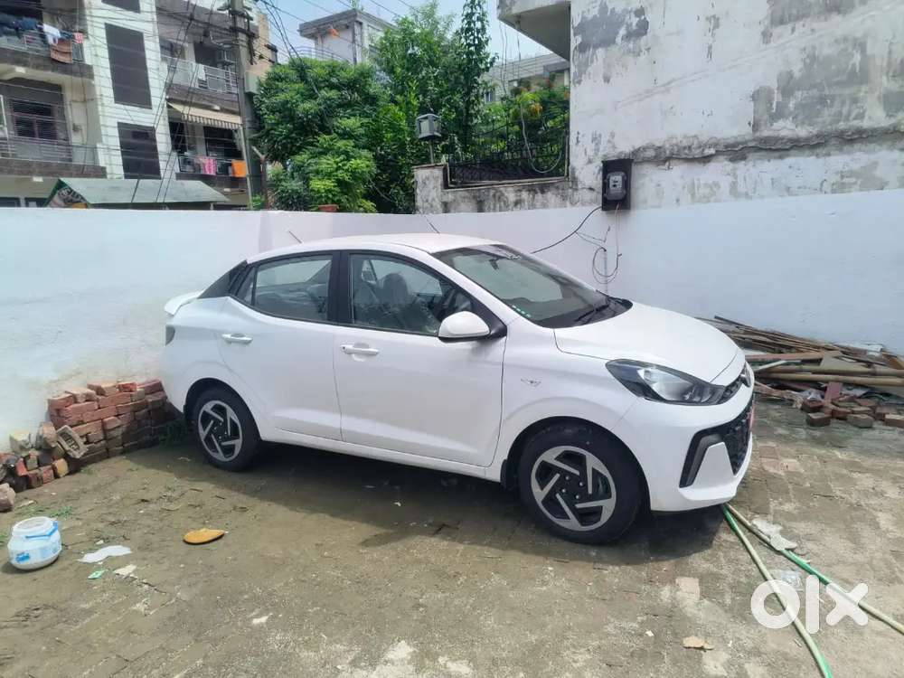 Hyundai Aura 1.0 Petrol Manual 2026 Model