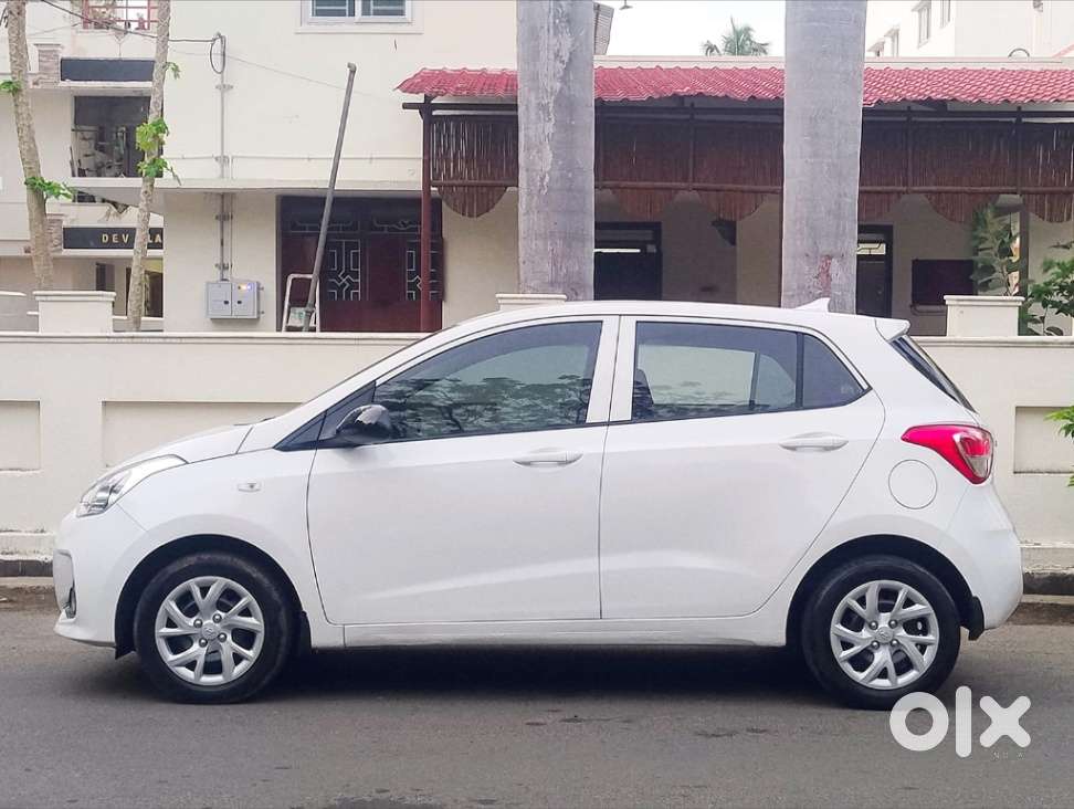 Hyundai Grand I10 Magna, 2017, Petrol