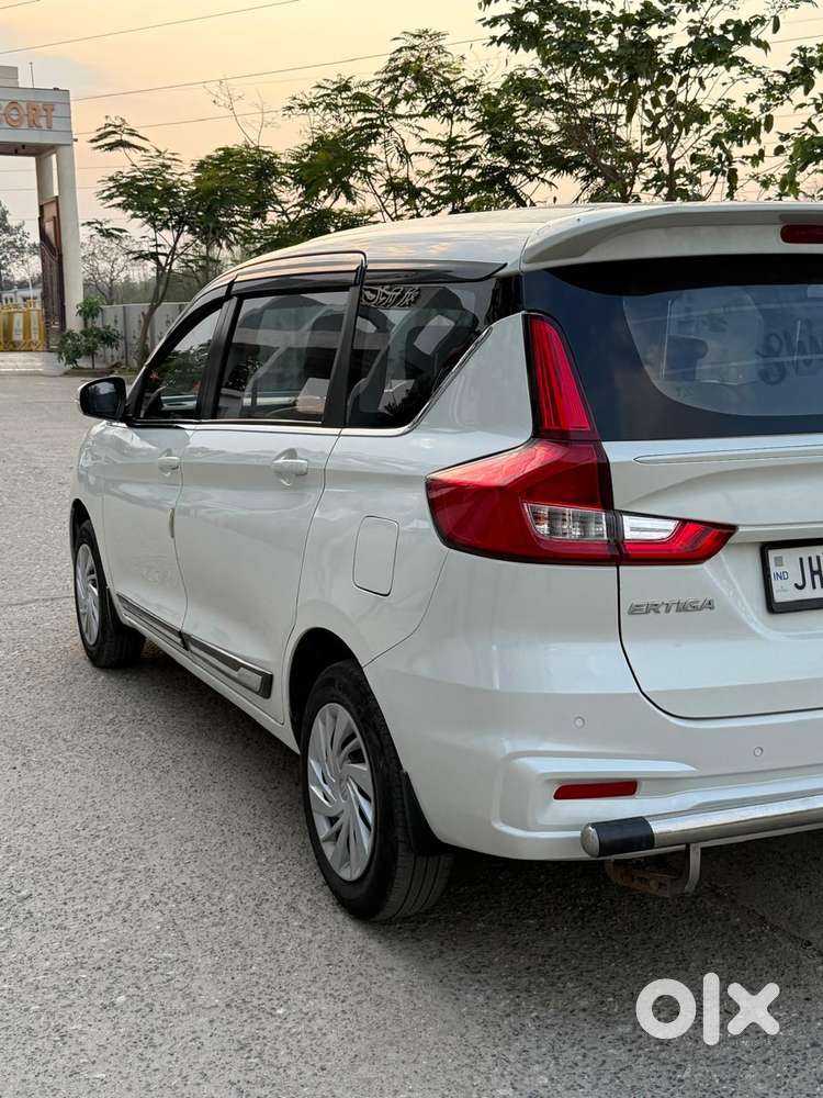 Maruti Suzuki Ertiga 2022-2023  Vxi, 2023, Petrol