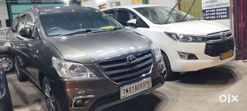 Toyota Innova 2.5 G (diesel) 8 Seater Bs Iv, 2013, Diesel