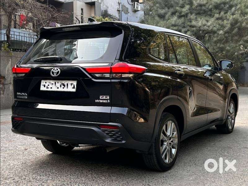 Toyota Innova Hycross 2.0 Zx (o) Hybrid 7 Str, 2024, Cng & Hybrids