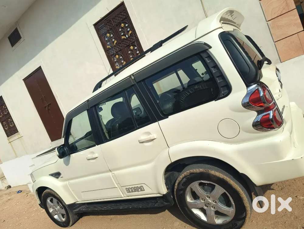 Mahindra Scorpio Diesel 2018