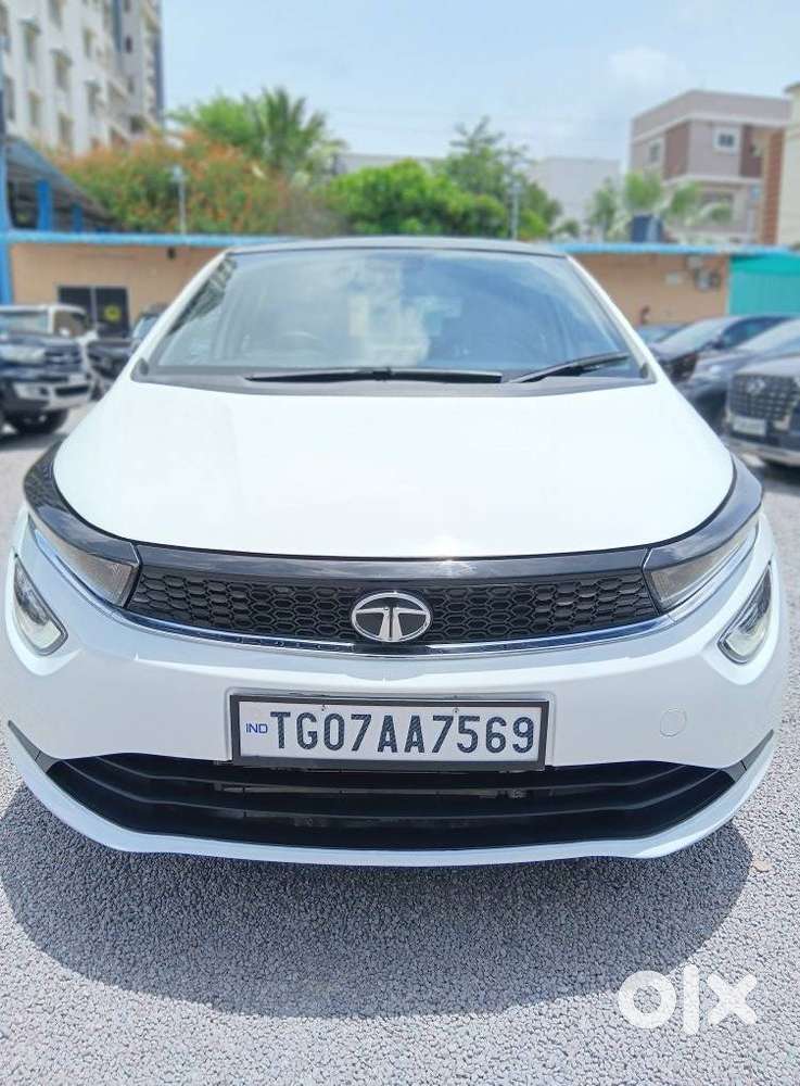 Tata Altroz 1.2 Xz Plus Petrol, 2025, Petrol
