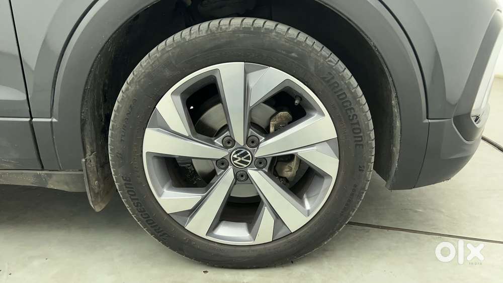 Volkswagen Taigun Topline 1.0 Tsi At (electric Seats), 2022, Petrol