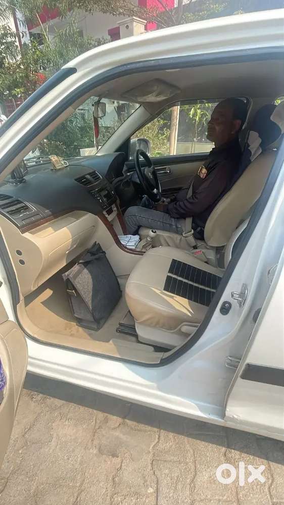 Up80 Cq 6363
Swift Dzira Zdi 
Top Model 
1 Owner 
2014 Model