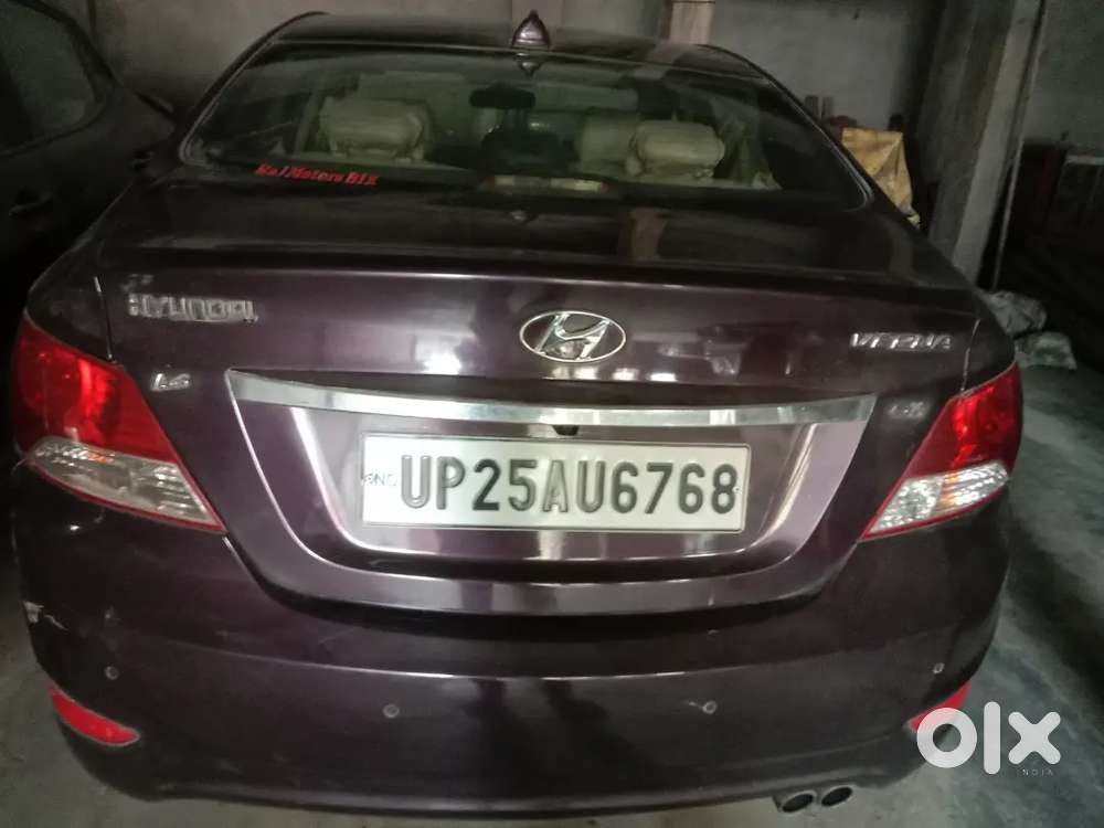Hyundai Verna Crdi 2012 कार