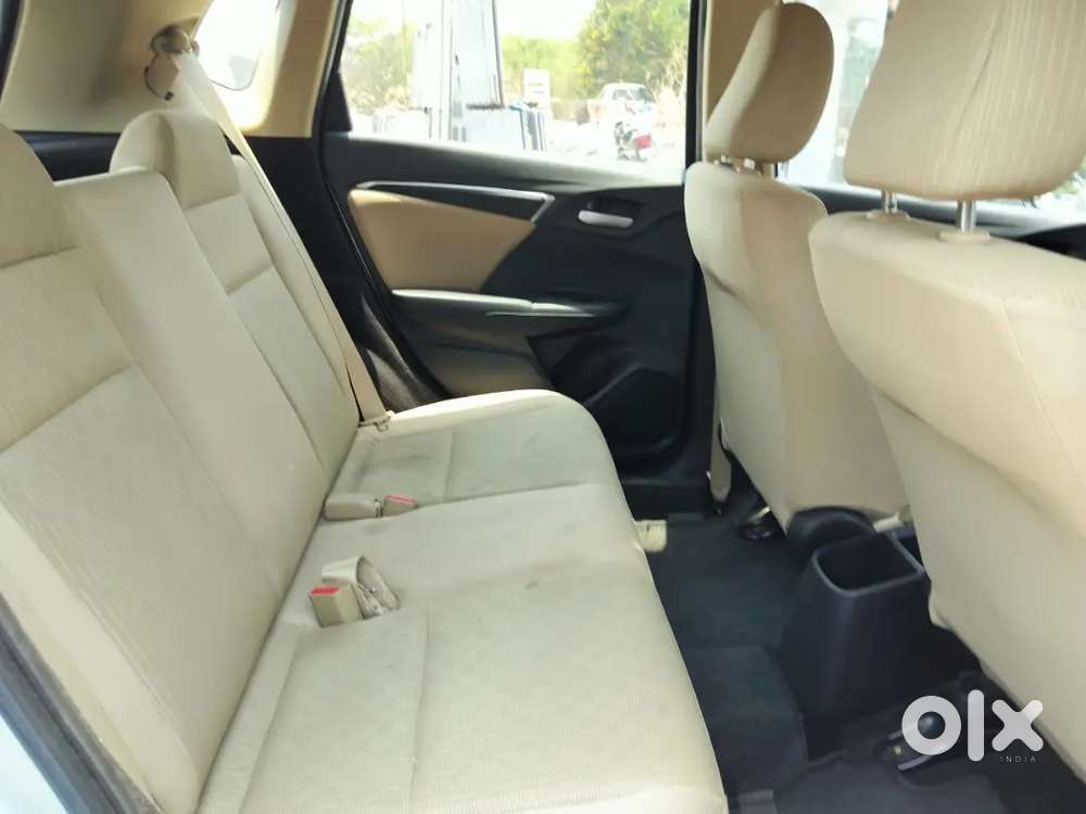 2015 Honda Jazz At Manual Petrol 75600 Km