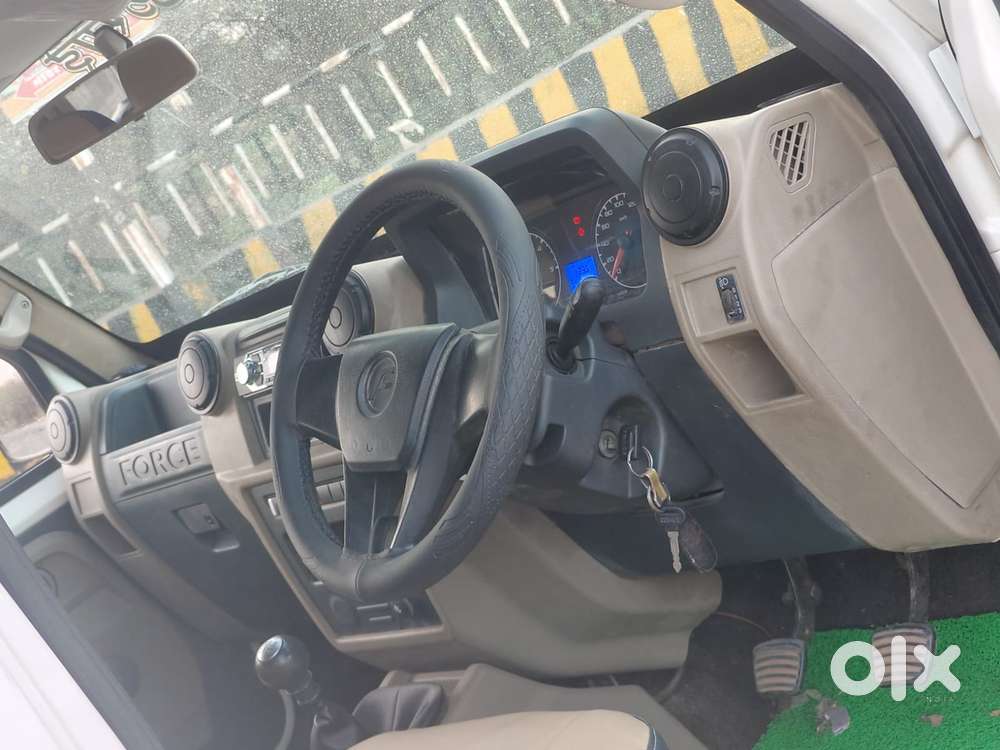 Force Motors Trax Cruiser 12 Str Ac, 2022, Diesel