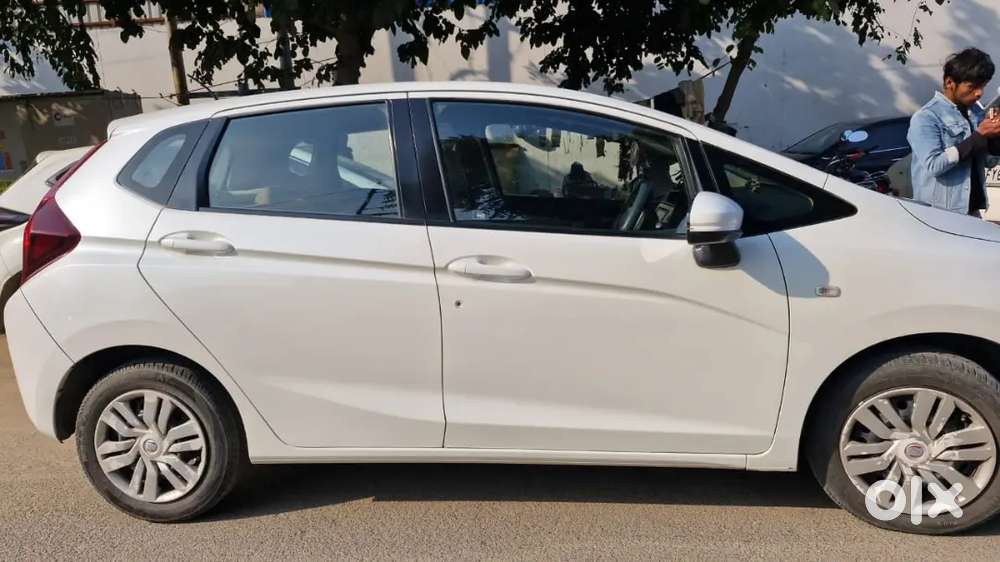 Honda Jazz 2015 Petrol Well Maintained