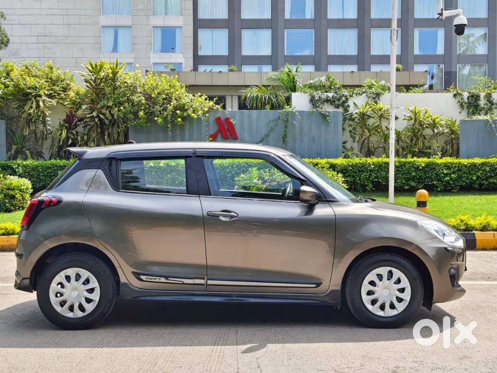 Maruti Suzuki Swift Vxi + Manual, 2022, Petrol