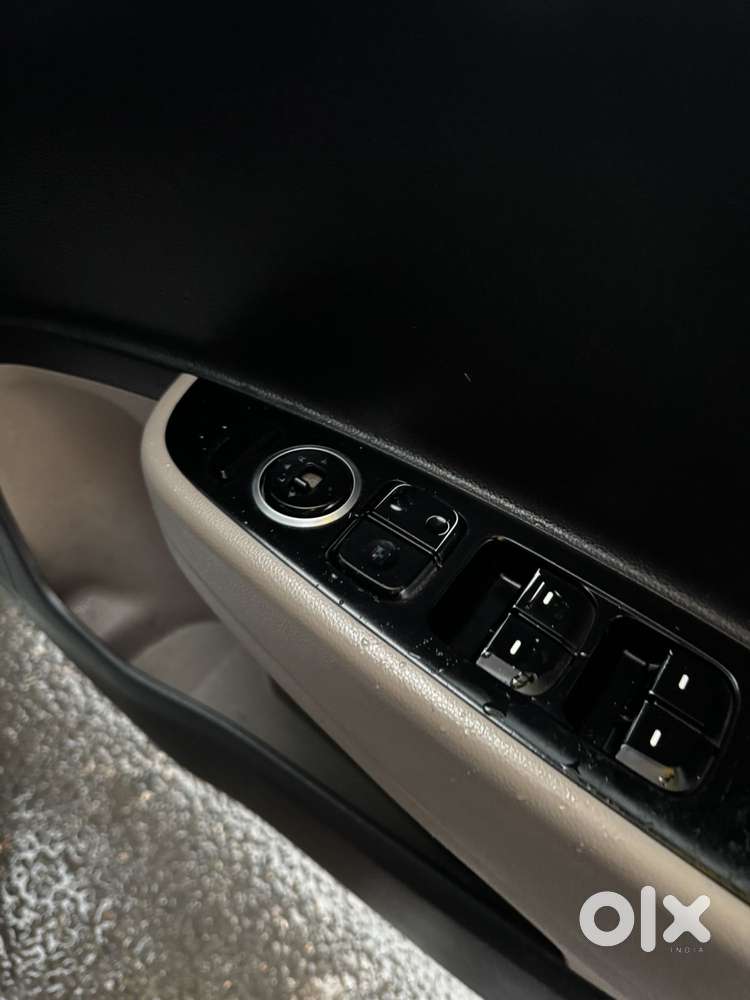 Hyundai Grand I10 Asta Option, 2015, Petrol