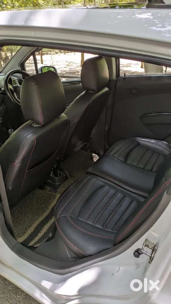 Chevrolet Beat 2011 Petrol+ Cng 28+ Mileage