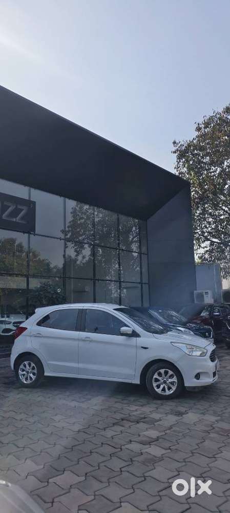 Ford Figo 1.5p Titanium At, 2018, Petrol