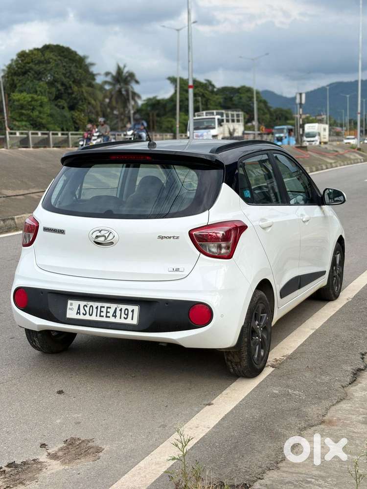 Hyundai Grand I10 1.2 Sportz(o) Dual Tone, 2019, Petrol